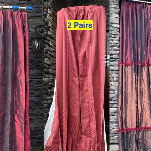 Drapes - Picture 1 of 10